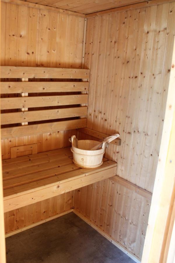 Ferienhaus Aurora, Sauna, Familienfreundlich, Angeln Twist Bagian luar foto
